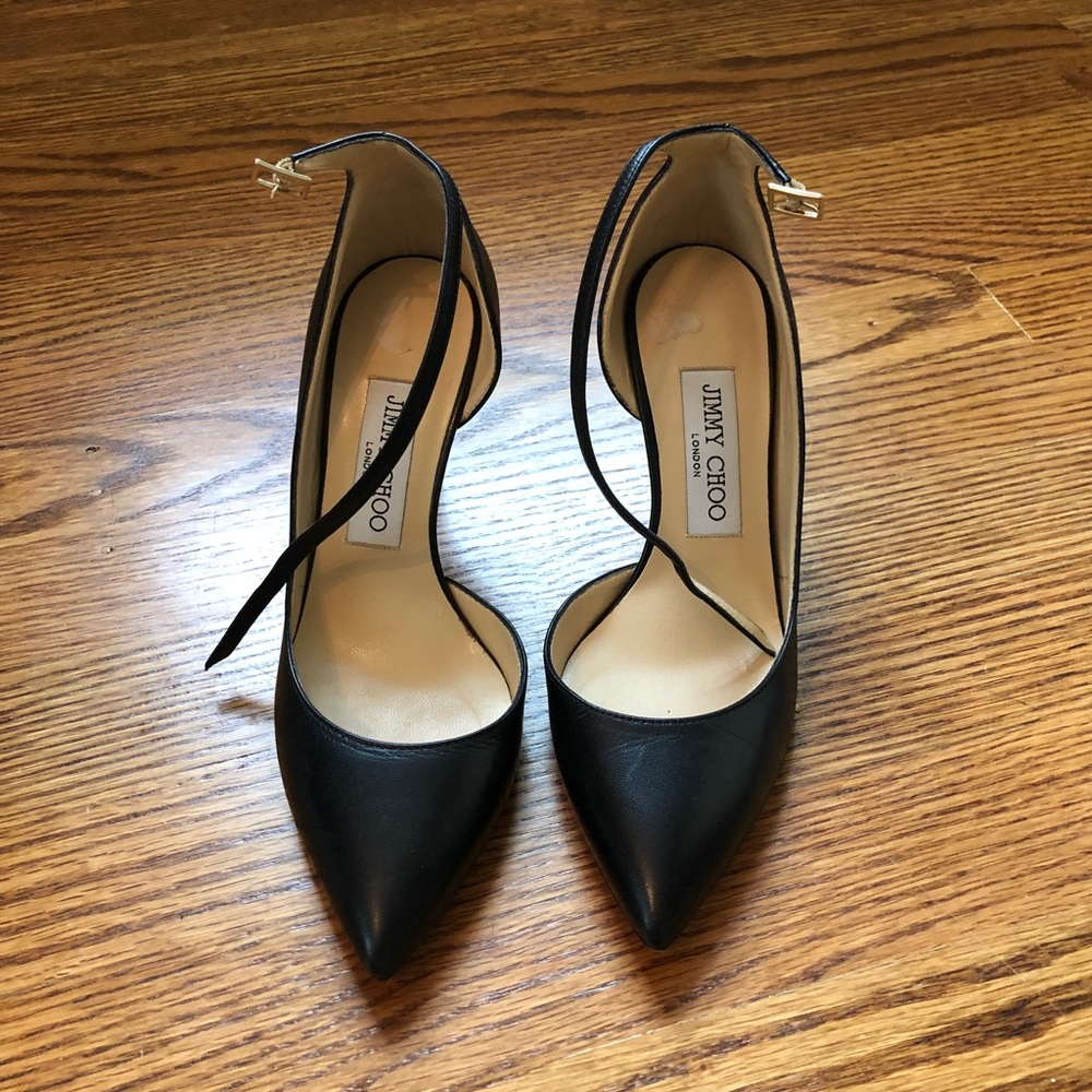 Jimmy Choo size 36 Black pumps